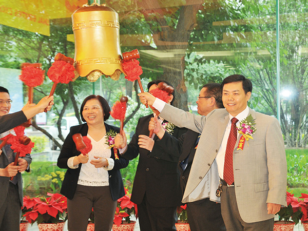 Biketui: Listing bell-ringing ceremony